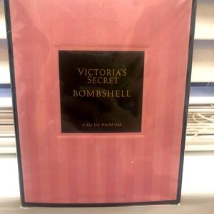 Victoria secret Bombshell Perfume
